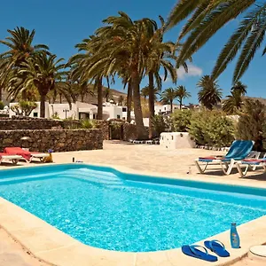 Villa Finca La Crucita Lanzarote By Pvl, Haría